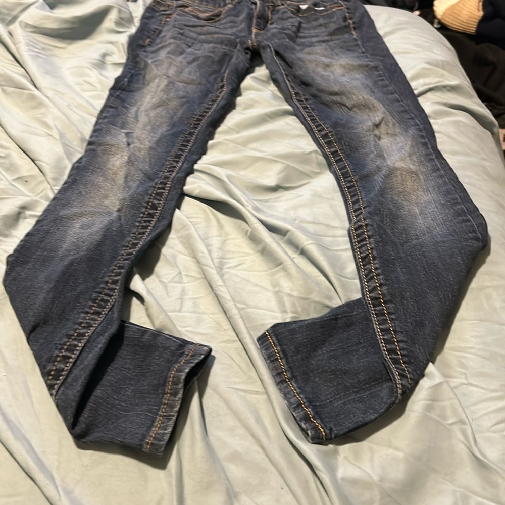 Blue skinny jeans